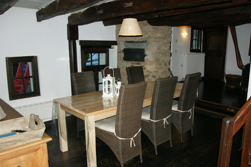Holiday home Authentiek Eifelhuis Hecken